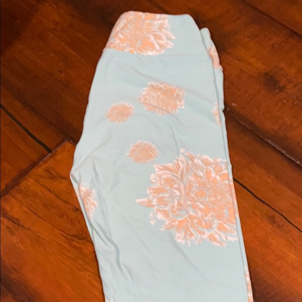 Lularoe one size leggings